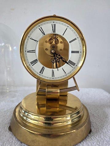 horloge à impulsions magnétiques - Kundo Kieninger &