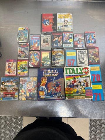 Commodore 64 with games and accessories - Computer