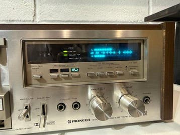 Pioneer - CT-F750 Audiocassette deck