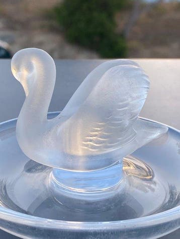 Lalique - René Lalique - sculptuur, Porte-bague en cristal, Nieuw