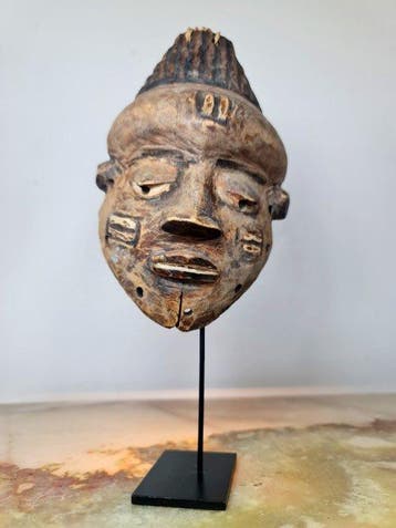 Mask - Pende - Congo - Masker Pende Mbuya (Zonder