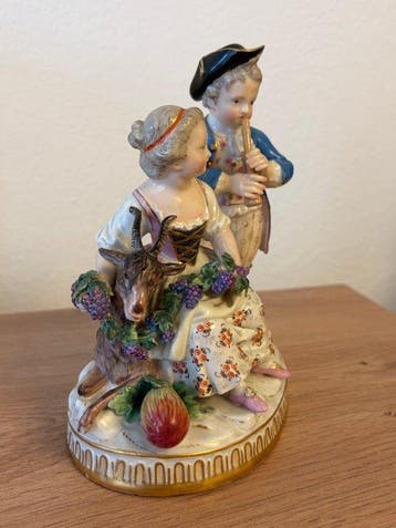Meissen - Johann Carl Schönheit - Figure - Allegorie des