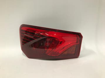Toyota Avensis T29 Kombi 15- linker achterlicht LED EU, Verzenden