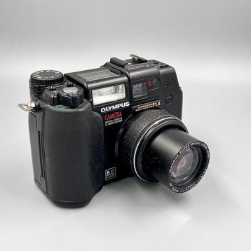 Olympus C-5050 ZOOM Digitale compact camera, Nieuw
