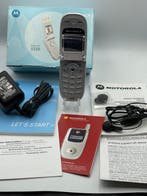 Motorola V220 Flip Phone – Complete Box Set – Fully Tested –