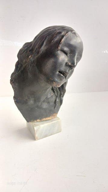sculptuur,  Donna morente  - 35 cm - Gips