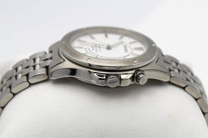 Seiko - Near Mint SEIKO KINETIC Auto Quartz Vintage Watch, Handtassen en Accessoires, Horloges | Antiek