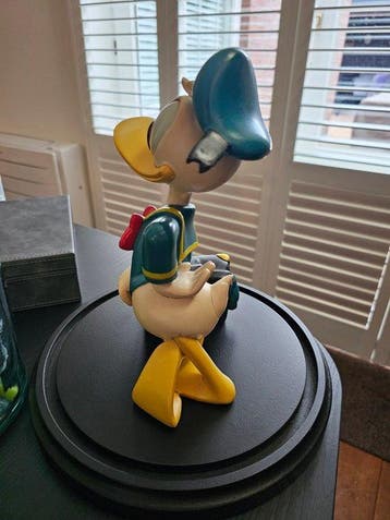 Donald Duck Voyager avec une valise - 26 cm, Collections