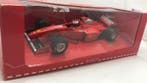 Minichamps 1:18 - Voiture miniature - Ferrari F310B Launch
