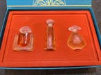 Lalique - Flacon de parfum - Les Introuvables - Verre et