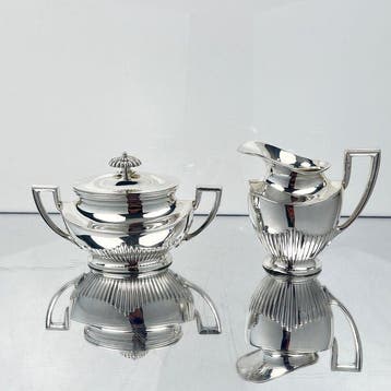 Kuhn Gebruder - Suiker en roomstel (2) - Cream Jug & Covered