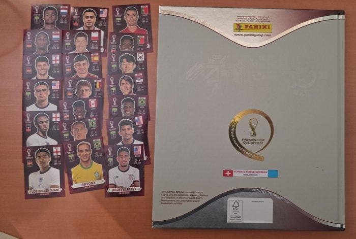 2022 Panini World Cup Stickers Lionel Messi Original edition, Collections, Autocollants