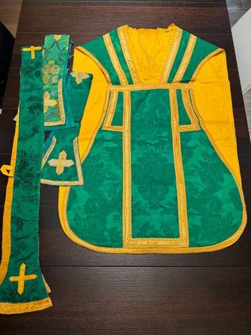 Chasuble romaine antique (Planète liturgique) (4) - Antique
