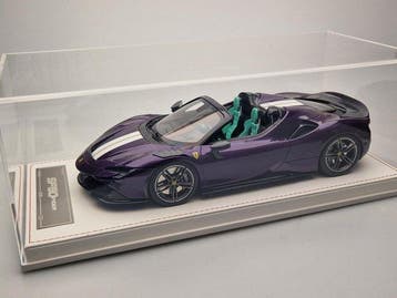 CE-Model 1:18 - Modelauto - Ferrari SF90 Spider - Paars, Hobby en Vrije tijd, Nieuw