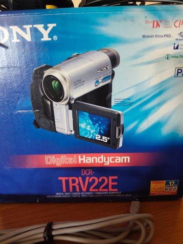 Sony DCR-TRV22E Mini DV-DV camera