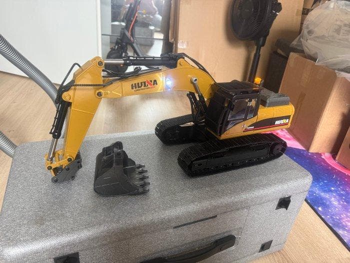 anders 1:14 - Model grondwerkmachine - Huina graafmachine Rc, Hobby en Vrije tijd, Modelauto's | 1:5 tot 1:12