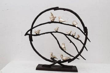 sculptuur, Large Bronze Sculpture of Birds on Branches –