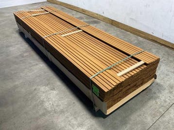 Veiling - 25x ThermoWood Ayous Rib3 gevelbekleding 300x14x1,, Nieuw