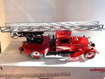 Märklin - Camion miniature - Feuerwehrwagen Werksfeuerwehr