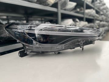 TOYOTA COROLLA CROSS FULL LED KOPLAMP RECHTS 16184, Verzenden, Gebruikt, Toyota