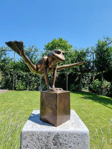Beeldje - Jumping frog - Brons