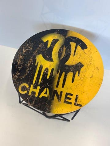 Rob VanMore - Tea-Time by Chanel Table - ø40cm