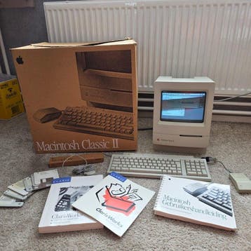 Apple Macintosh Classic II – Fully Recapped & Pristine –, Nieuw