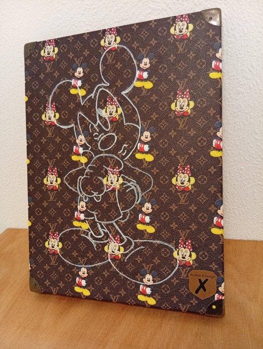 Brother X - Art meets Fashion: Mickey walking - rough, Antiquités & Art, Art | Objets design