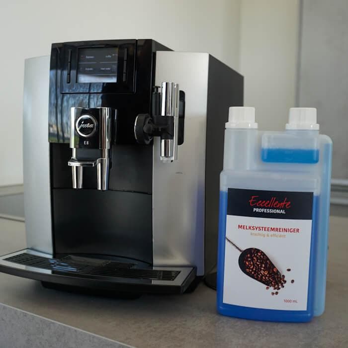 ECCELLENTE Professional Melksysteemreiniger voor Jura -, Elektronische apparatuur, Koffiezetapparaten, Verzenden