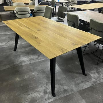 bert plantagie Eettafel Sato - Ongebruikt, Verzenden, Zo goed als nieuw, Overige houtsoorten, 100 tot 150 cm