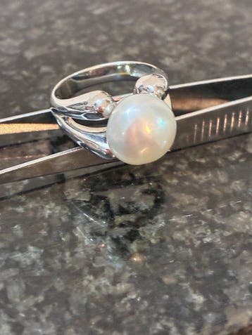Ring - 18 karaat Witgoud Parel, Handtassen en Accessoires, Ringen, Nieuw
