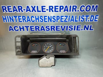 Dashboard Opel Ascona B, Opel Manta B gebruikt. (Interieur), Verzenden