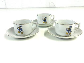 Donald Duck - 3 porcelain cups with saucers by „Istanbul, Nieuw