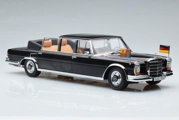 KK Scale 1:18 - Modelauto - Mercedes-Benz 600 W100 Landaulet, Nieuw
