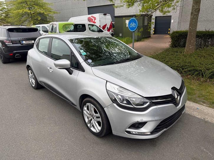 Online veiling - RENAULT - 2019 - CLIO - Personenauto, Auto's, Renault, Ophalen