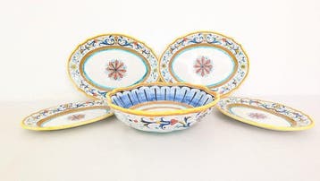 Maioliche Deruta - Schaal (5) - Keramiek - Met de hand, Antiek en Kunst