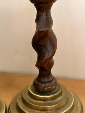 Kandelaar (2) - Hout, Koper - Prachtige Barley twist, Antiek en Kunst