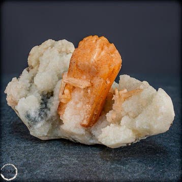 apophylliet Kristal op matrix- 637.65 g