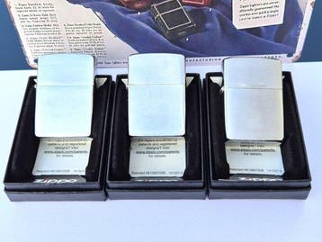 Zippo - Vintage Silver Brushed With Original Inlets (PAT., Collections