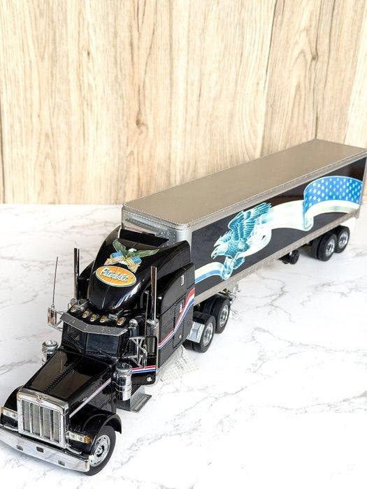 Franklin Mint 1:32 - Modelauto (2) - Franklin Mint Peterbilt, Hobby en Vrije tijd, Modelauto's | 1:5 tot 1:12
