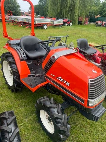 Gereviseerde minitractor kubota 17 echte pk 4x4 TOPPER, Zakelijke goederen, Landbouw | Tractoren, Ophalen, Nieuw