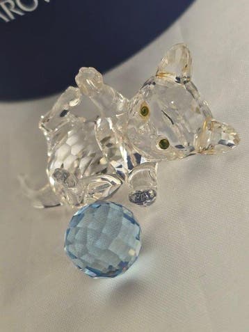 Swarovski - Militaire miniatuur beeldjes - Kitten lying -