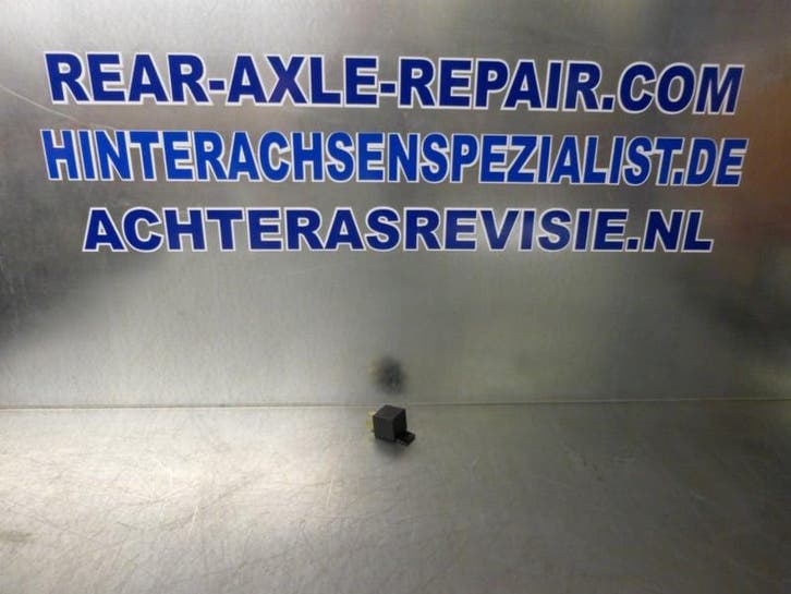Relais 12V 40 ampere 4 polig. Nieuw. (Interieur), Autos : Pièces & Accessoires, Habitacle & Garnissage, Envoi