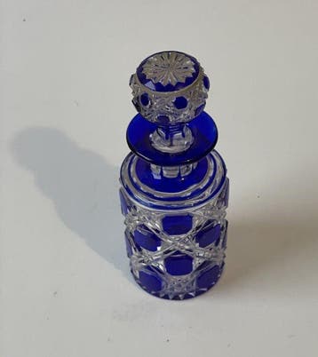 Baccarat - Parfumfles - diamanten, sierstenen, blauw
