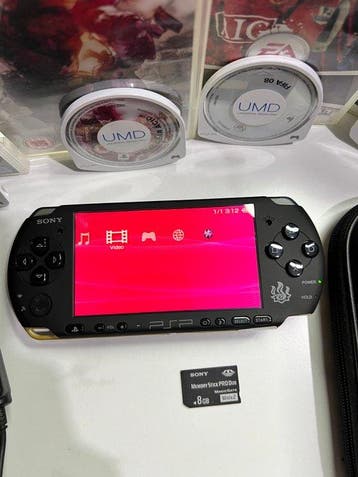 Sony - Playstation Portable (PSP) - Sony PSP 3000 Monster