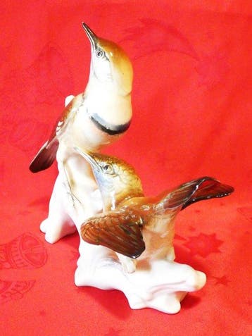 Karl Ens, Volkstedt - Figurine - 2 Blauwborstjes zittend op