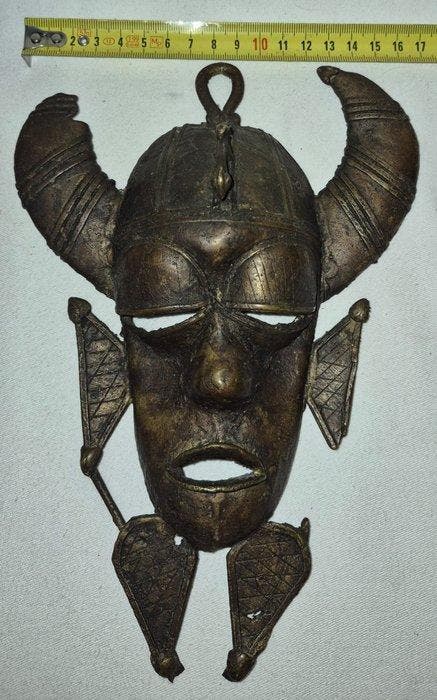 Afrikaanse masker in brons met verloren-was-techniek - Stijl, Antiek en Kunst, Kunst | Niet-Westerse kunst