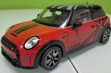 OK Carmodel 1:18 - Voiture de sport miniature - BMW MINI, Nieuw
