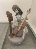 Lladró - José Puche - Beeldje, Ensayo de Violonchelo - 6332
