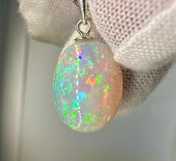 Opaal Sieraden - Hoogte: 22.5 mm - Breedte: 11 mm- 0.96 g -